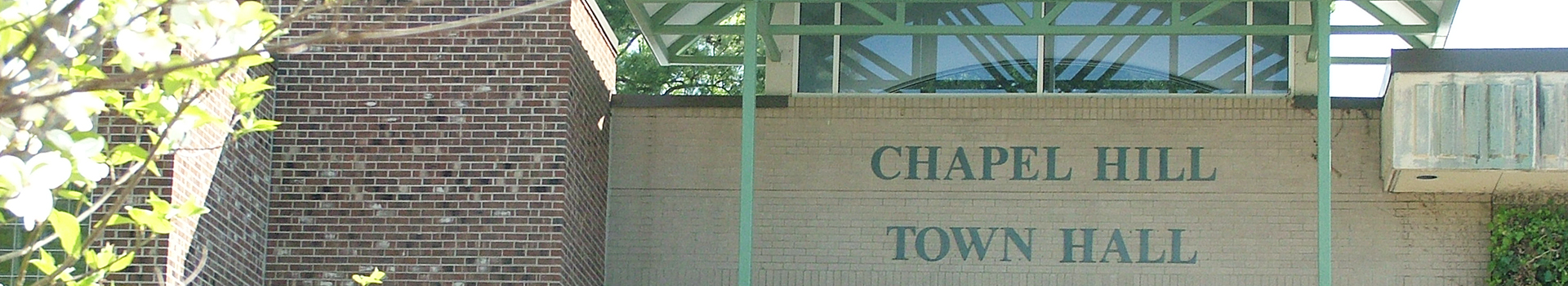 Town Hall Front misc_ap07 085 BANNER